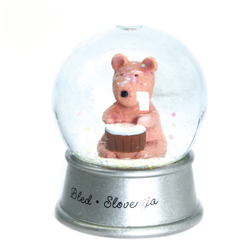 Cartoon creative animal rabbit crystal ball snow eight music box Quanzhou manufacturers to figure custom decoration