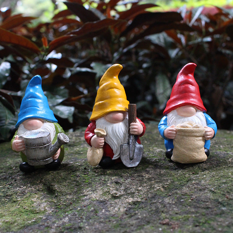 New creative garden decoration statue landscape decoration resin dwarf elf manufacturers spot batch